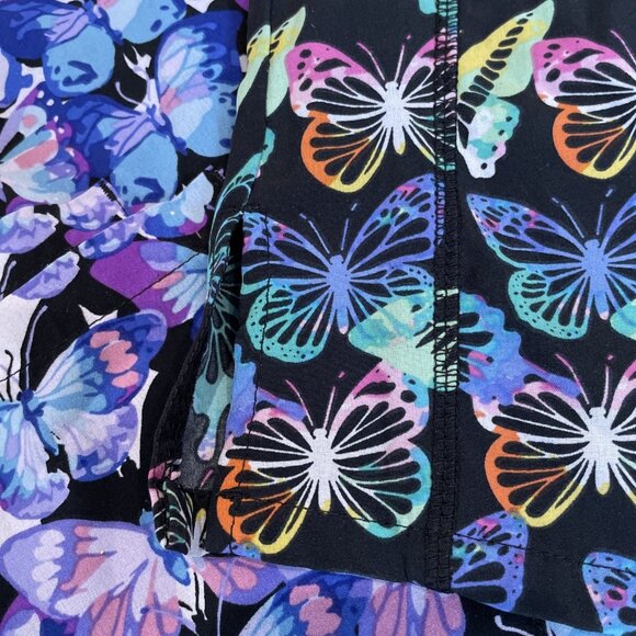 2 Divine Stretch Scrub Top Size M Multicolor Butterflies Pockets Medical Dental - Picture 5 of 12
